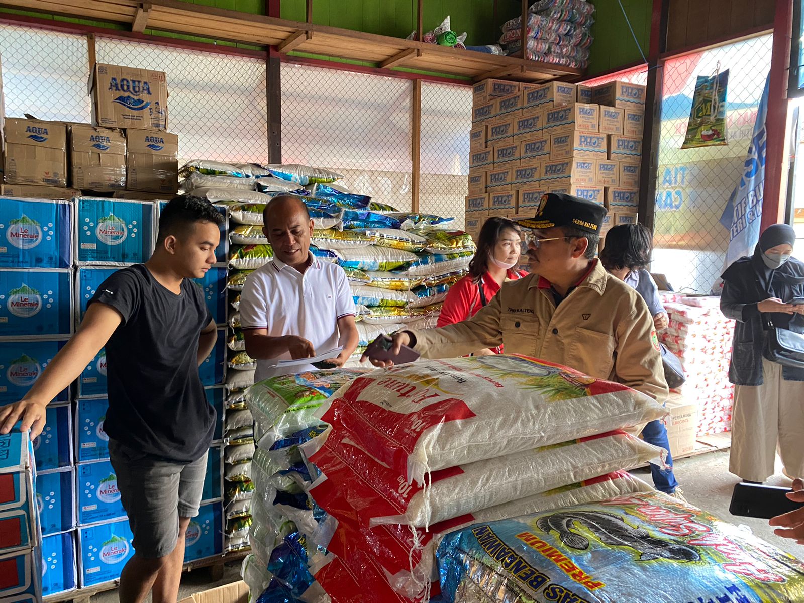 Antisipasi Lonjakan Inflasi di Hari Besar Keagamaan, Ketua TPID Kalteng H. Nuryakin Sidak Pasar Pelita Puruk Cahu