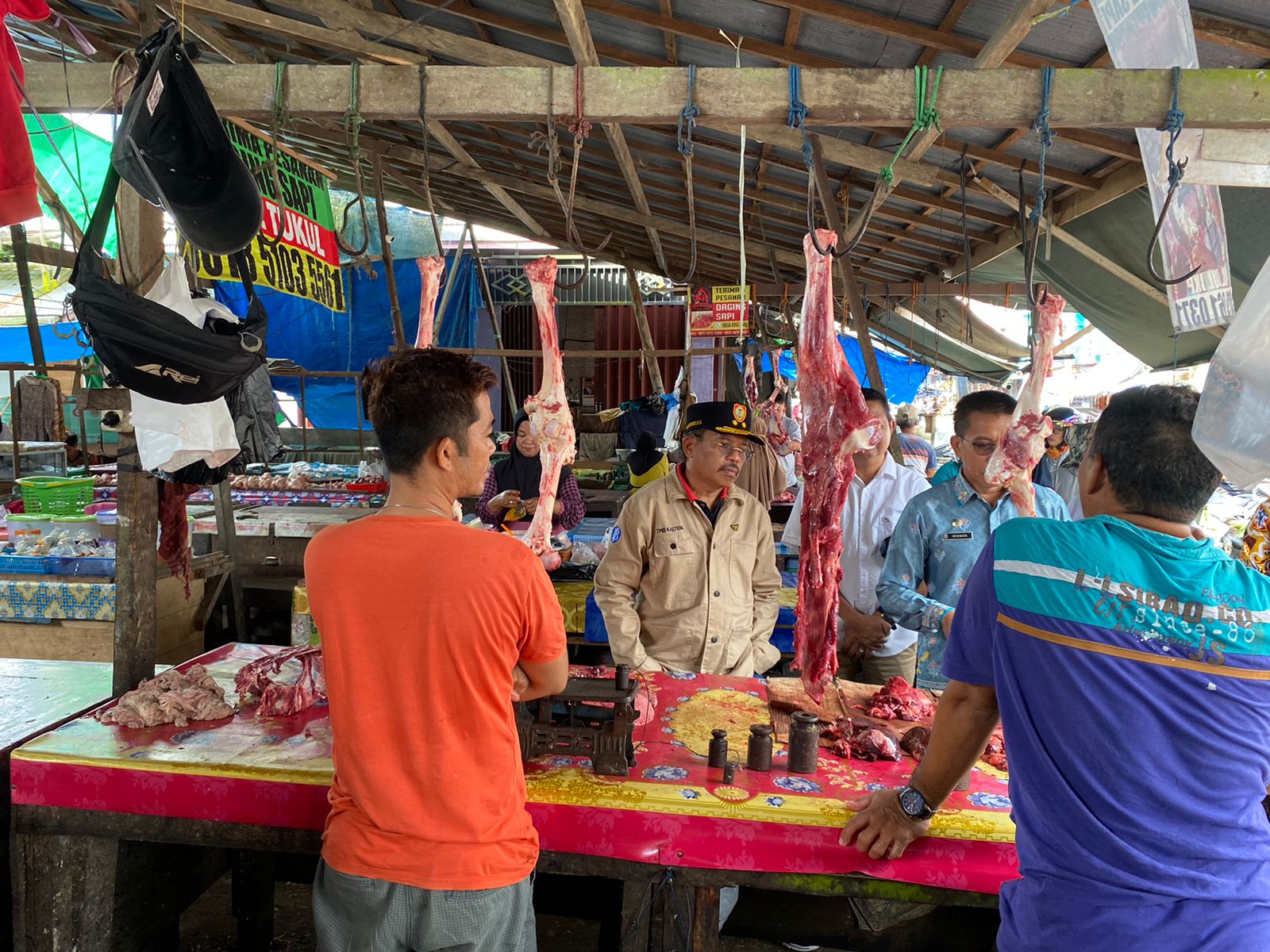 Antisipasi Lonjakan Inflasi di Hari Besar Keagamaan, Ketua TPID Kalteng H. Nuryakin Sidak Pasar Pelita Puruk Cahu