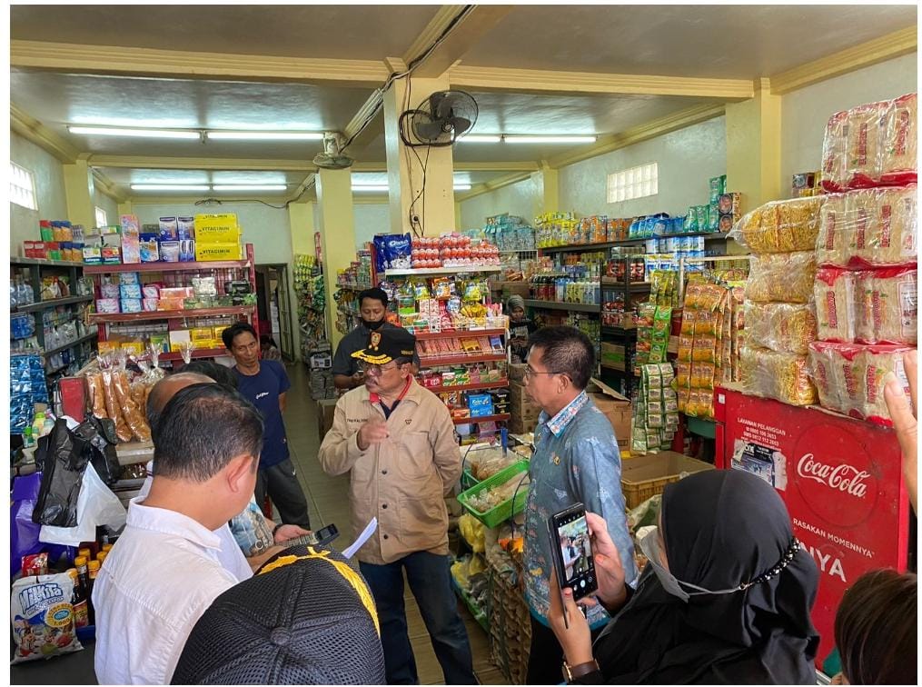 Antisipasi Lonjakan Inflasi di Hari Besar Keagamaan, Ketua TPID Kalteng H. Nuryakin Sidak Pasar Pelita Puruk Cahu