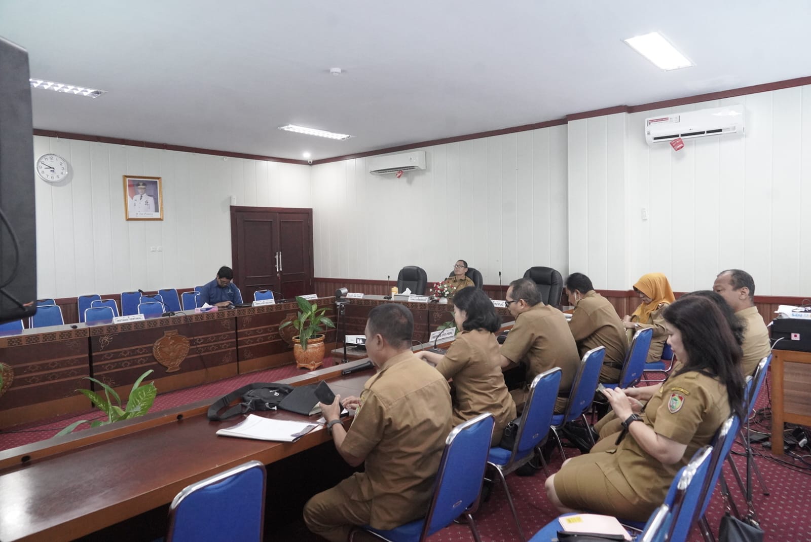 Sahli Gubernur Yuas Elko Hadiri Rakor Pengendalian Inflasi Minggu Keempat Tahun 2025