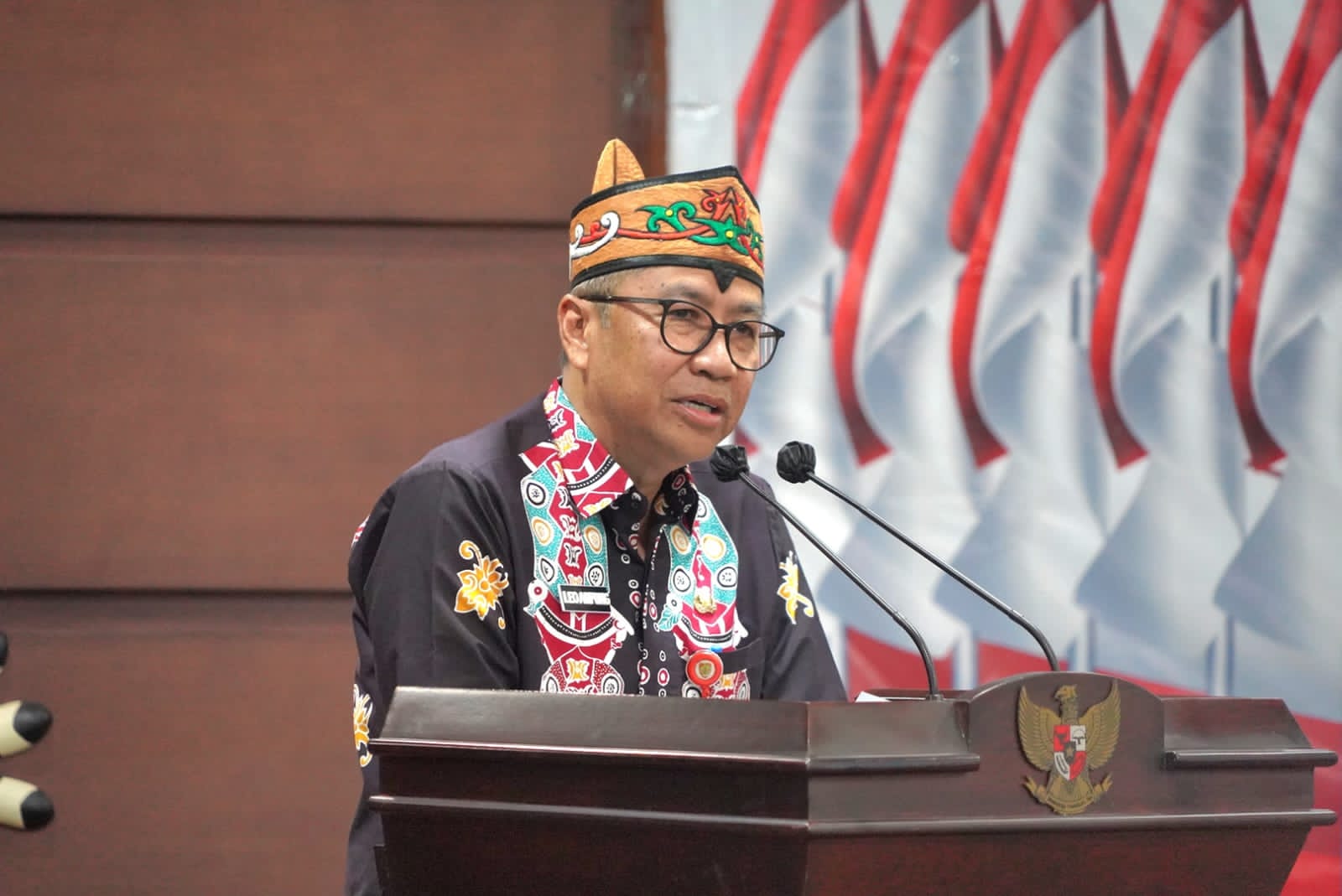 Plt Sekda Leonard S Ampung Pimpin Audiensi Penyampaian Atensi Hasil Pengawasan Badan Pengawasan Keuangan dan Pembangunan