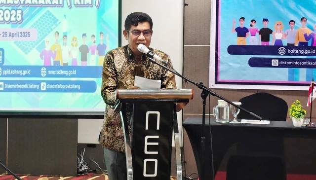 Kepala Diskominfosantik Kalteng Buka Bimtek Platform Digital Kemitraan Bagi KIM