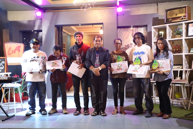Penyerahan Hadiah Lomba Pesona Budaya Kalteng HUT ke-61 Kalimantan Tengah
