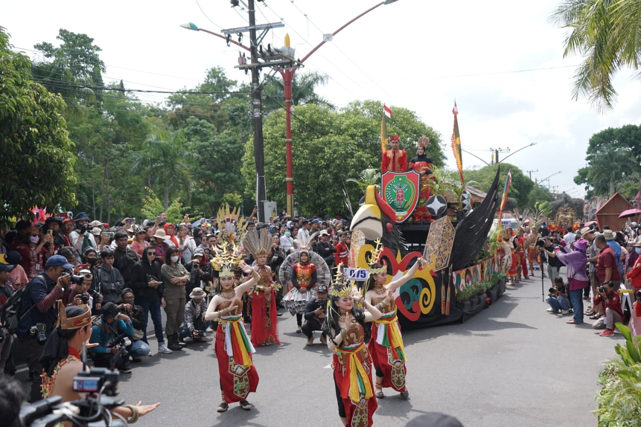 Karnaval Budaya FBIM 2023 Jadi Ajang Lestarikan Tradisi dan Nilai Seni di Kalteng 