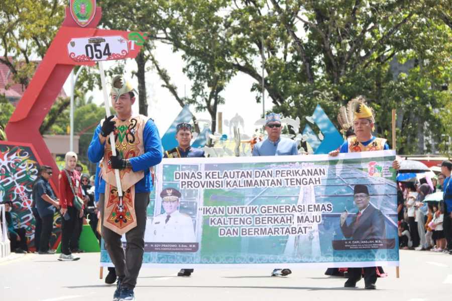 Tampilkan Udang Vaname, Dislutkan Prov. Kalteng Raih Juara 1 Karnaval Budaya FBIM Tahun 2024 Kategori Umum