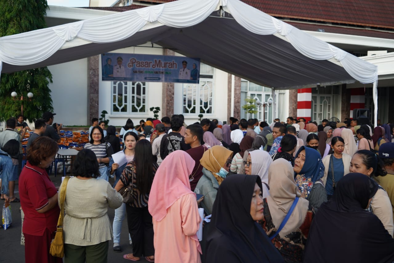 Warga Antusias Sambut Pasar Murah Gratis di Hari Jadi ke-68 Kalteng