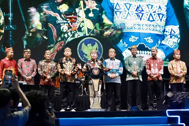 Gubernur Kalteng Resmi Tutup FBIM dan Kalteng Expo 2025: Antusiasme Tinggi, Omzet Capai Lebih Rp7 Miliar