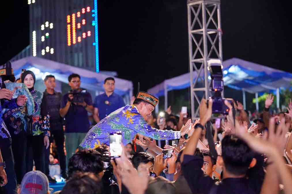 Kemeriahan Huma Betang Night Warnai Penutupan FBIM 2026, Gubernur Agustiar Sabran Ajak Masyarakat Terus Jaga Keharmonisan