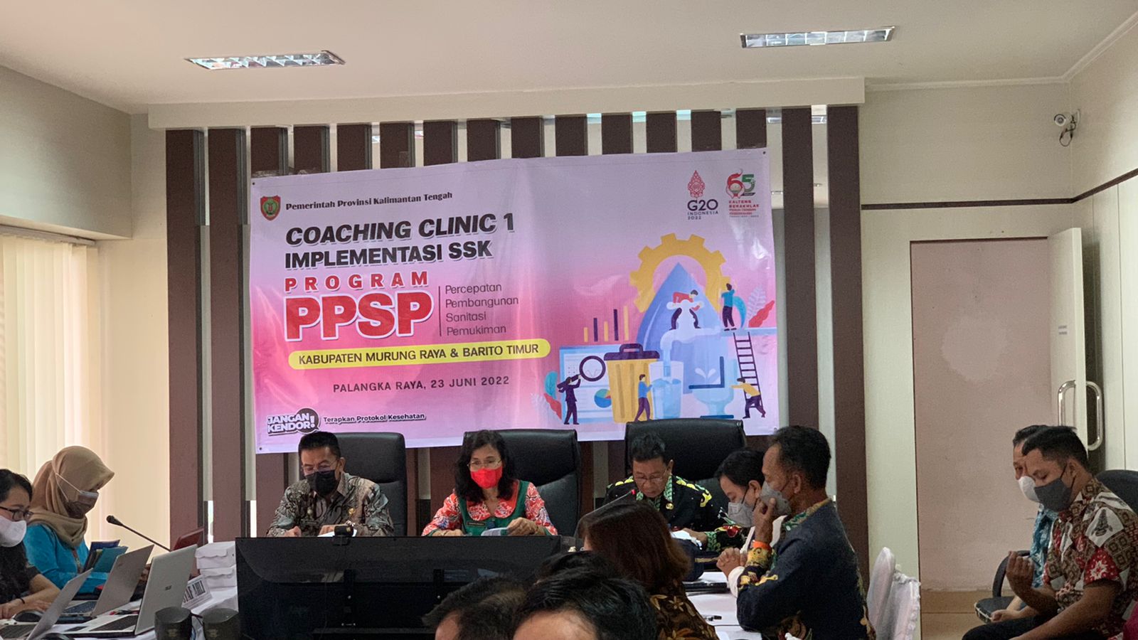 Pemprov. Kalteng Beri Masukan pada Coaching Clinic Program Sanitasi Permukiman Kabupaten Murung Raya dan Barito Timur 