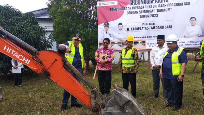 Pj Bupati Budi Santosa Hadiri Groundbreaking Pemeliharaan Ruas Jalan Medang Sari-Kadipi Atas