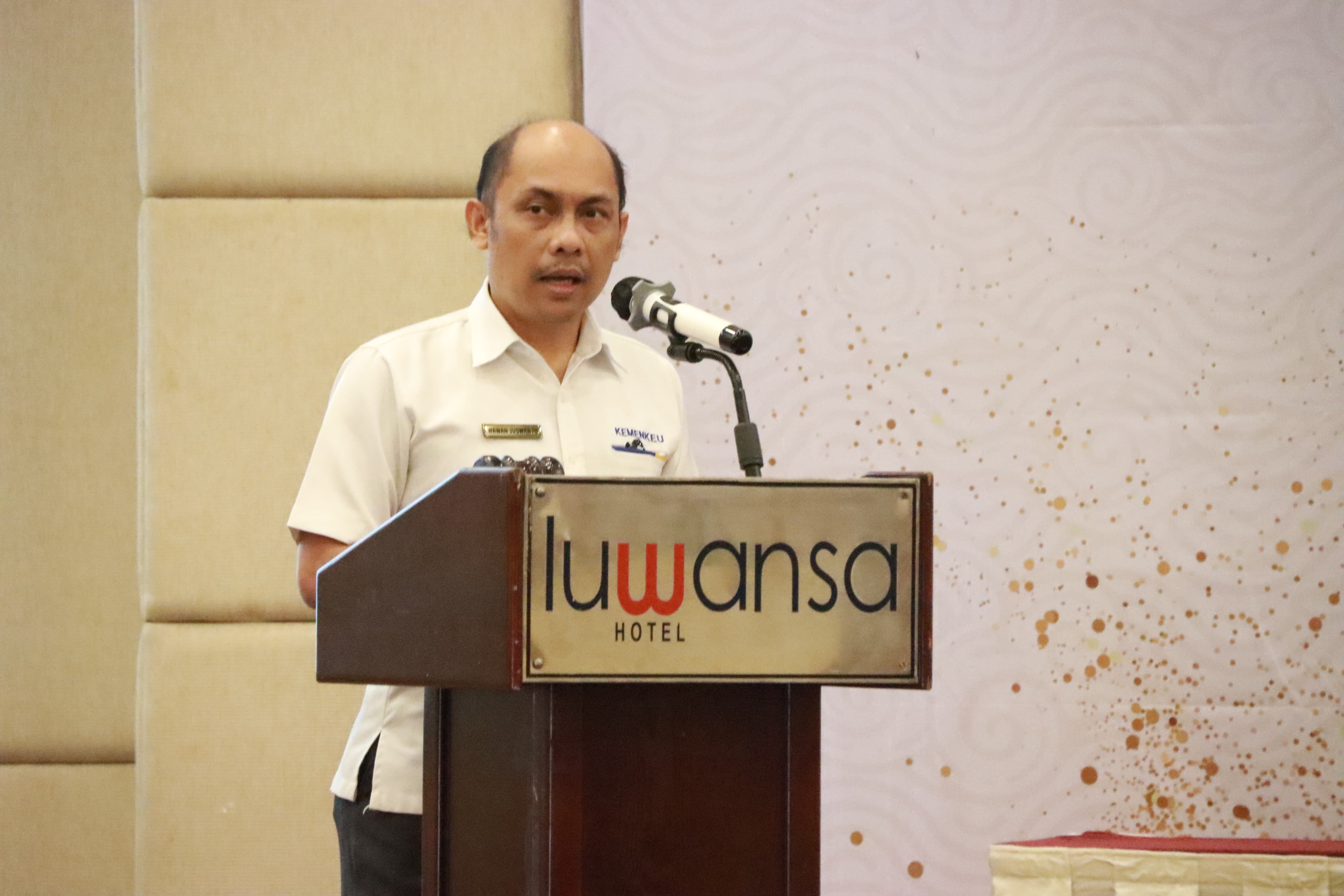 Sekda Nuryakin Buka Bimtek BLUD Puskesmas Se- Provinsi Kalteng