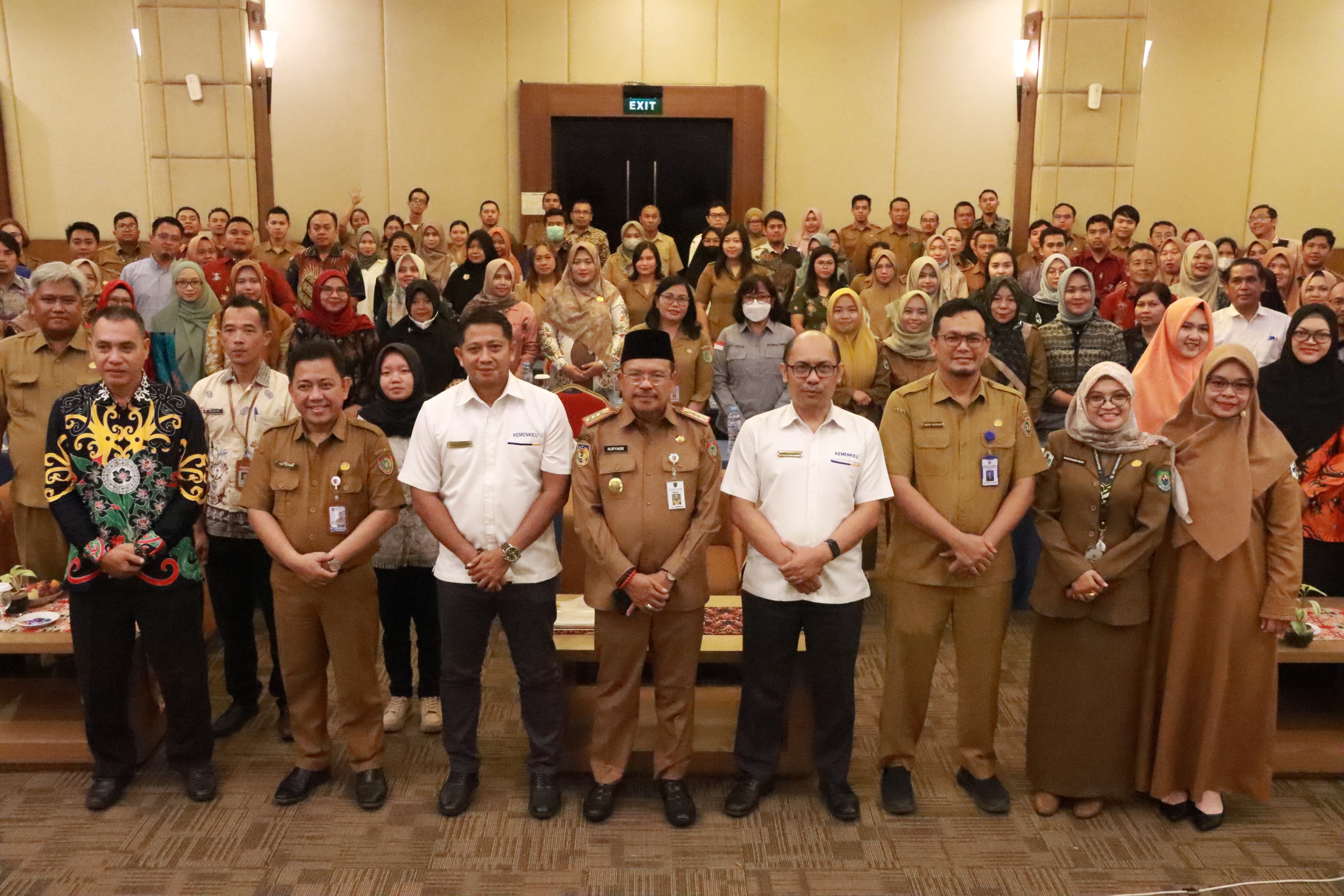 Sekda Nuryakin Buka Bimtek BLUD Puskesmas Se- Provinsi Kalteng