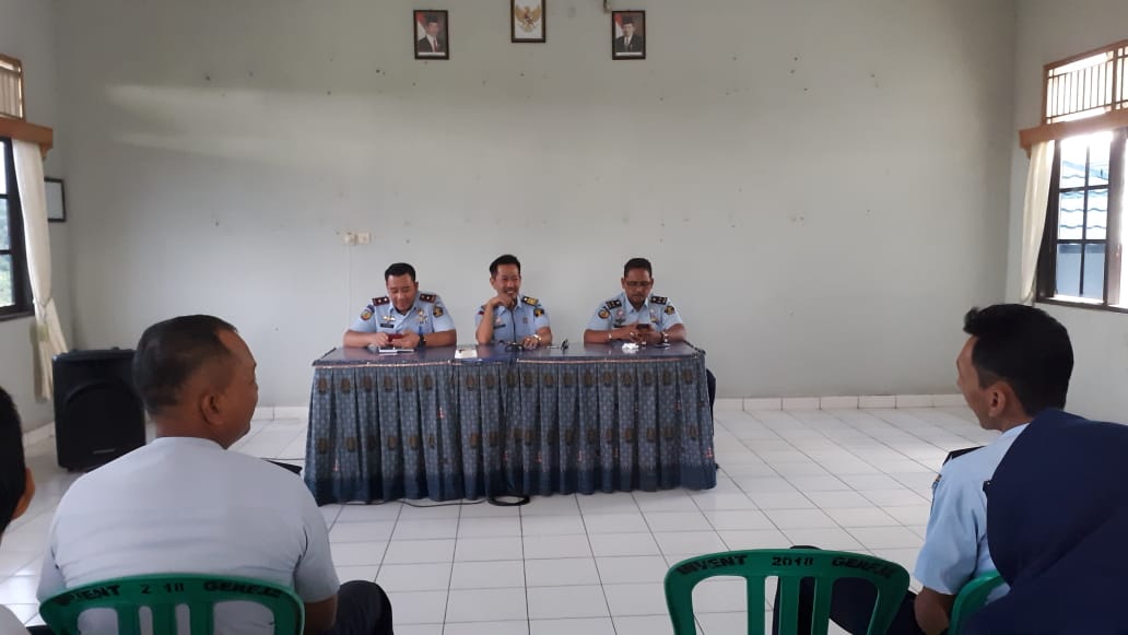 Tatap Muka dengan Petugas Rutan Palangka Raya, Kadiv Pemasyarakatan Beri Pengarahan terkait Tugas dan Fungsi Pemasyarakatan 