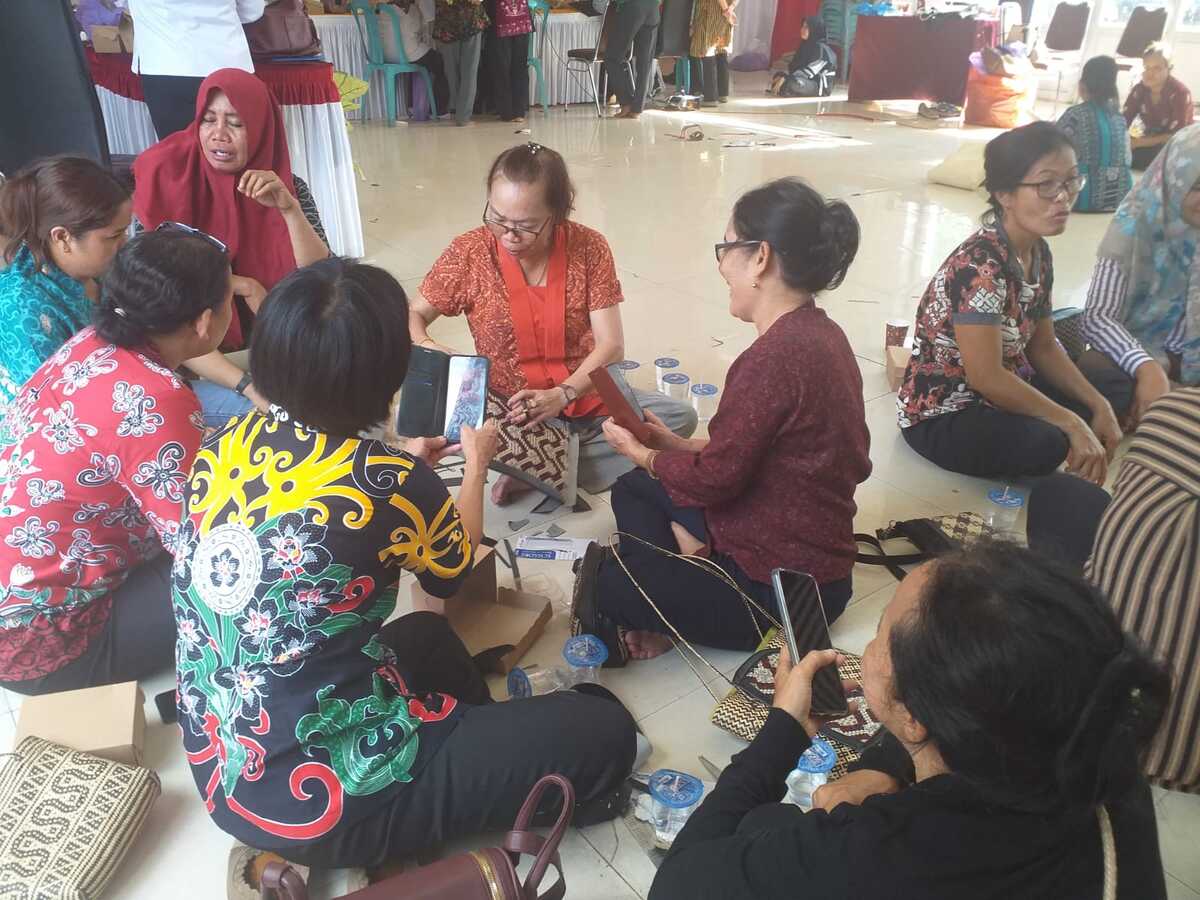 Dinas Dagperin Prov. Kalteng Adakan Pelatihan bagi Industri Kecil Menengah di Kab. Barito Selatan