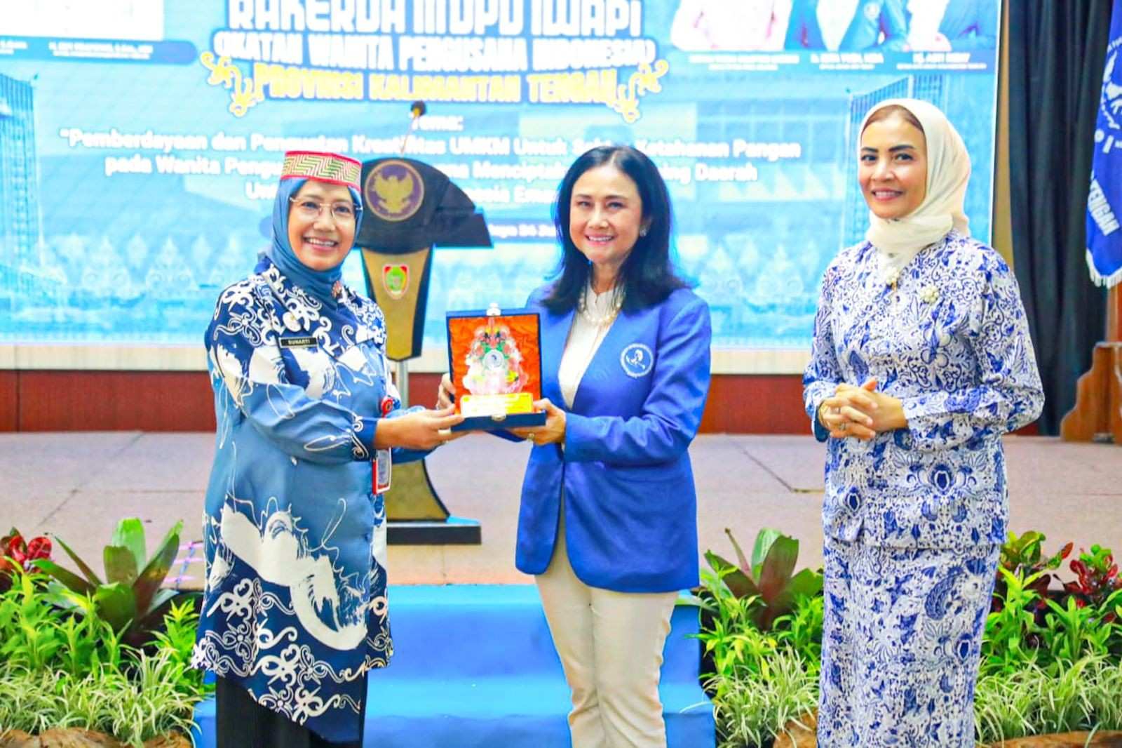 RAKERDA III DPD IWAPI Kalteng 2025, Perempuan Pengusaha Didorong Jadi Pilar UMKM dan Ketahanan Pangan Menuju Indonesia Emas 2045