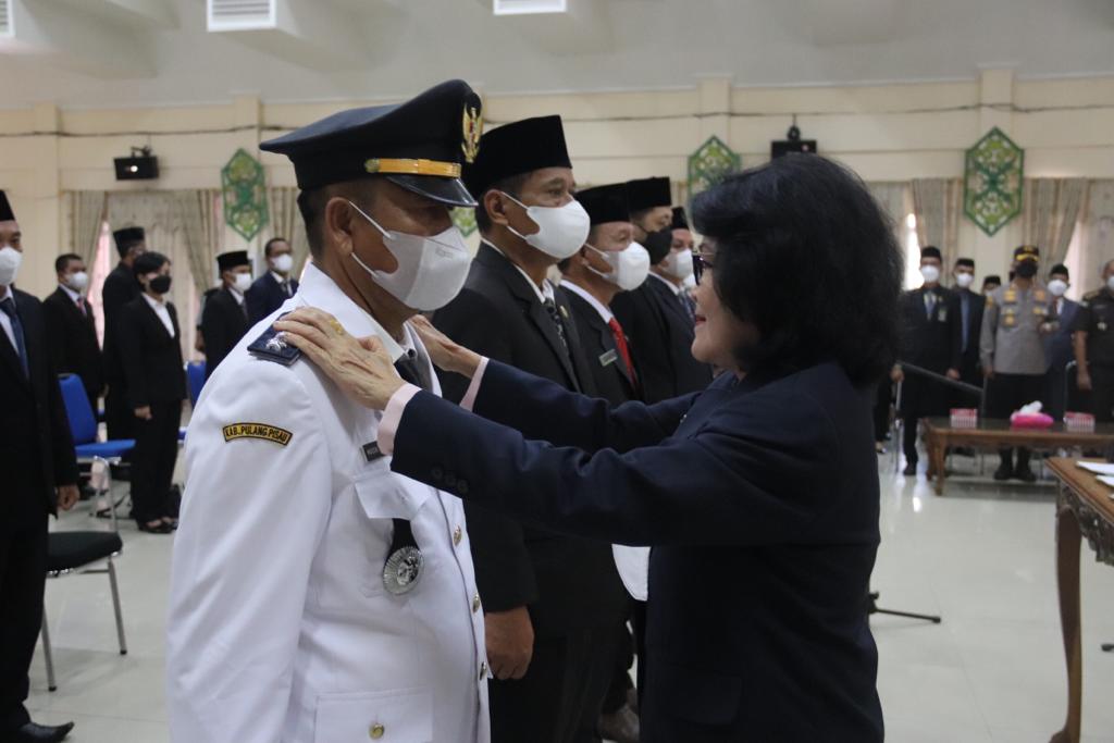 59 Orang Pegawai Pemerintah Kabupaten Pulang Pisau Dilantik Menjadi Eselon II, III dan IV