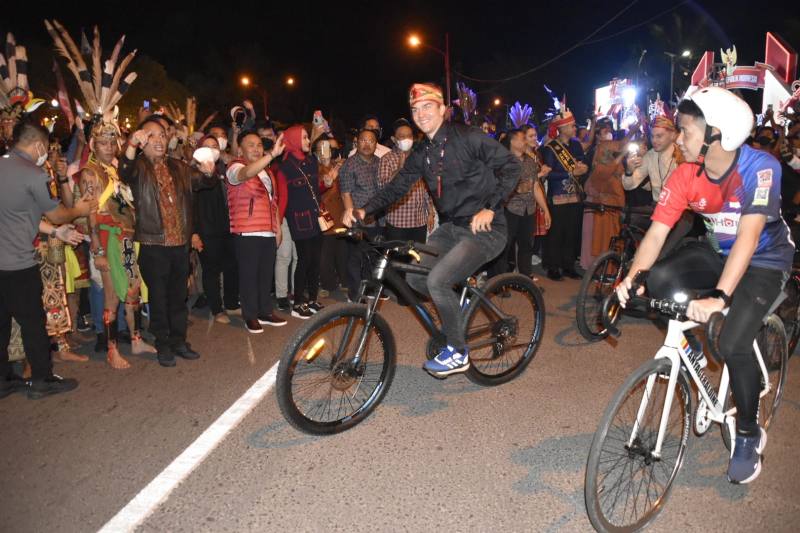 Gubernur Sugianto Sabran Gelar Ramah Tamah dengan Para Peserta UCI MTB Eliminator World Cup Tahun 2022