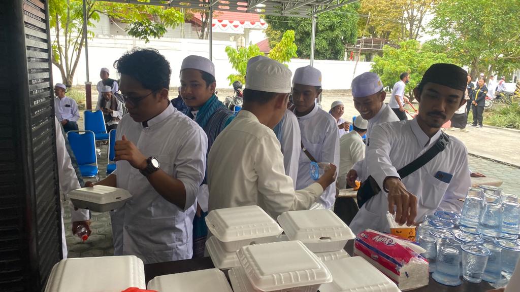 Rest Area Diskominfosantik Gelar Nobar Tabligh Akbar Al Habib Umar Bin Hafidz