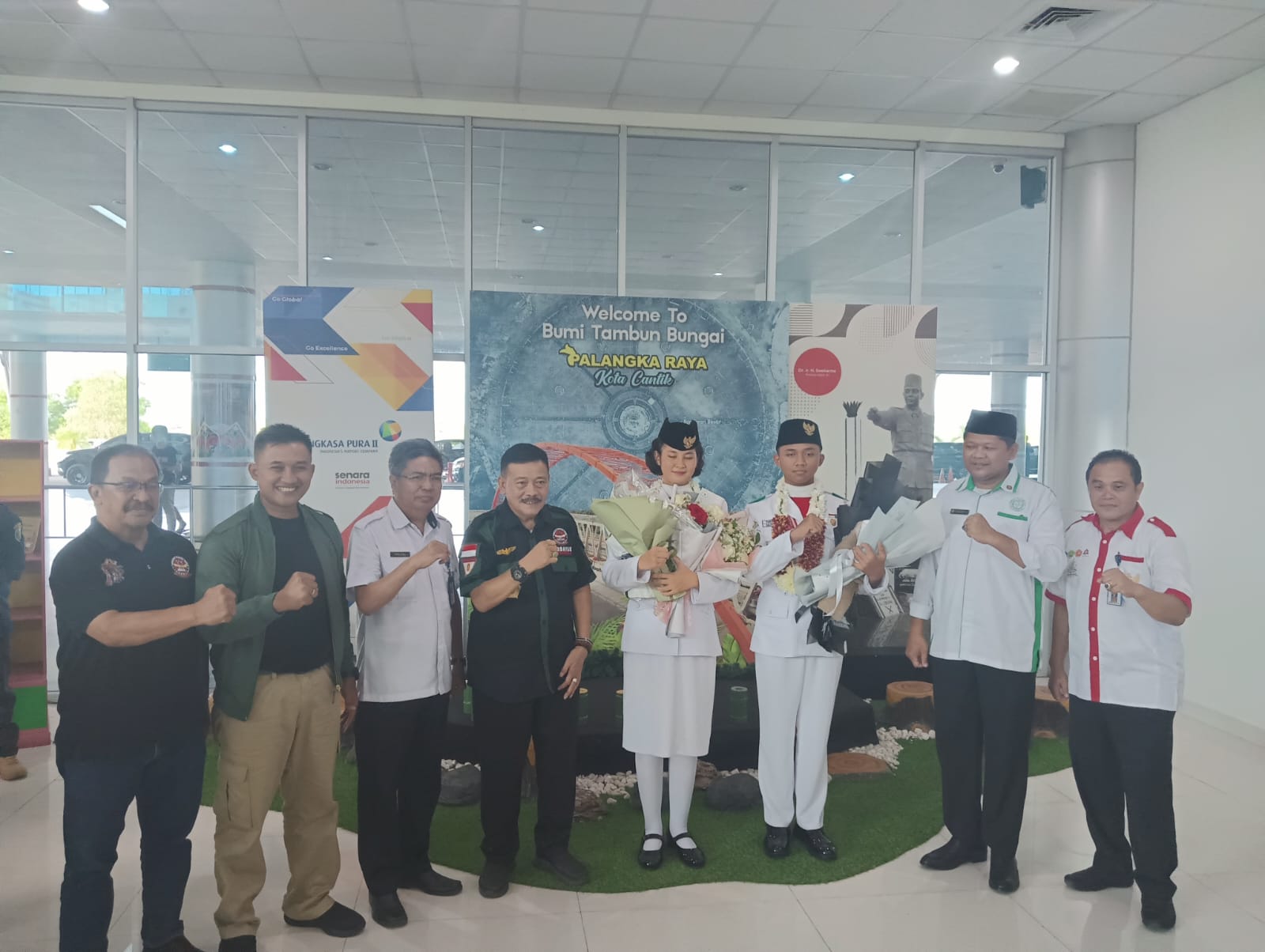 Mewakili Pemprov, Badan Kesbangpol Sambut Kedatangan Anggota Paskibraka Nasional Perwakilan Kalimantan Tengah Tahun 2023