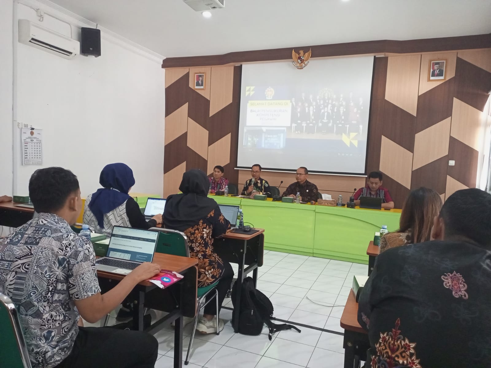 Disdik Kalteng Tingkatkan Kompetensi Kepsek dan Guru Melalui Kunjungan ke Balai PKP BKD DIY