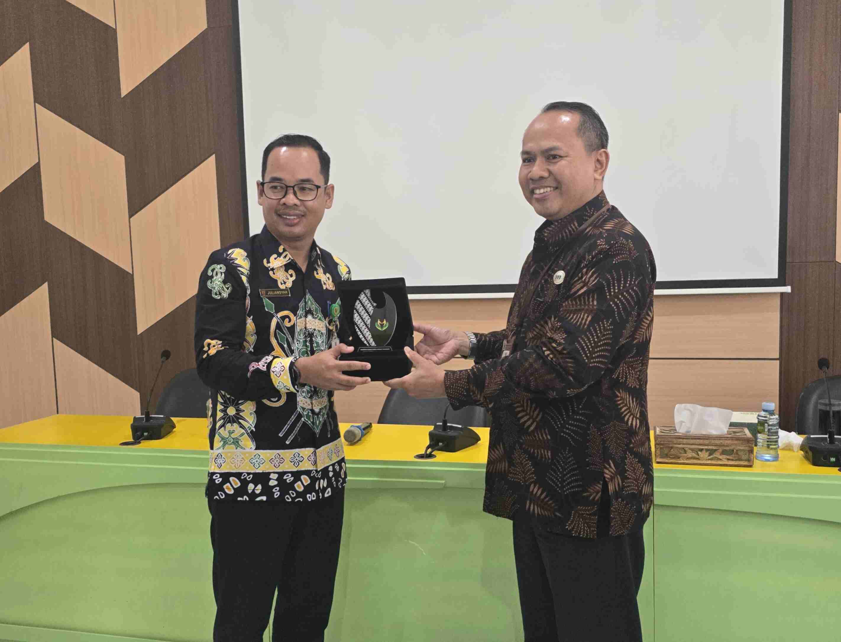 Disdik Kalteng Tingkatkan Kompetensi Kepsek dan Guru Melalui Kunjungan ke Balai PKP BKD DIY
