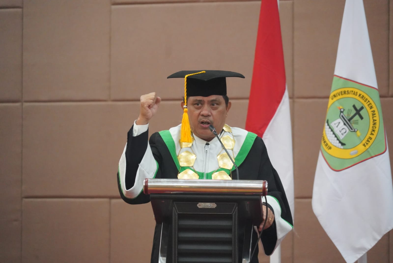 Sahli Yuas Elko Hadiri Rapat Senat Terbuka Wisuda Sarjana Angkatan XXV UNKRIP