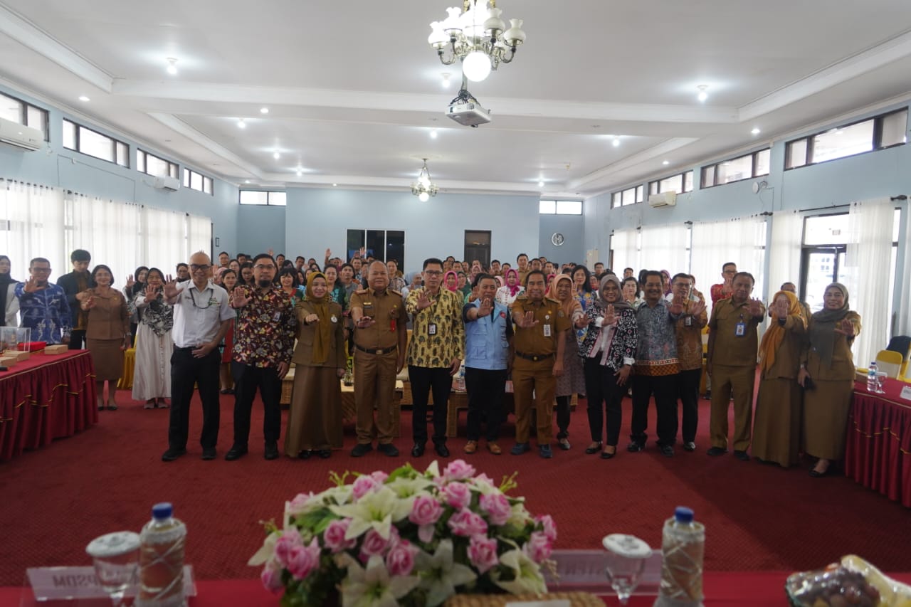 Plh Asisten Pemkesra Maskur Hadiri Pembukaan Program Pendidikan Antikorupsi Tematik Bagi ASN dan Masyarakat Prov. Kalteng