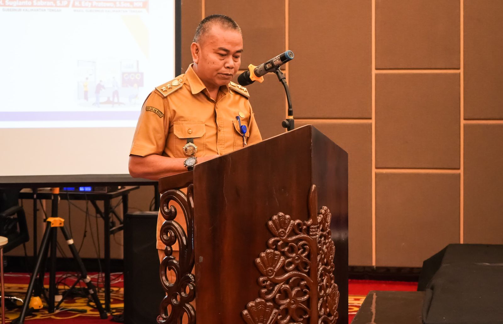 Diskominfosantik Kalteng Gelar Workshop Penyusunan Metadata Statistik Sektoral Tahun 2024