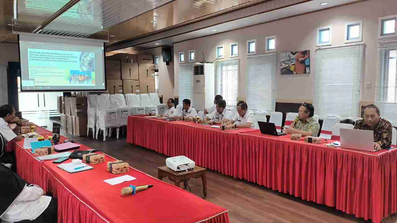 Dislutkan Prov. Kalteng Terima Tim IPB University Presentasikan Sylvofishery