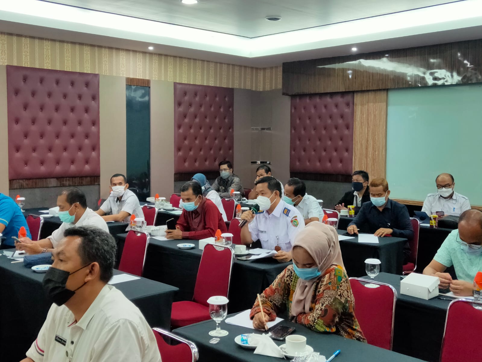 Dishub Kalteng Hadiri Rapat Koordinasi Stabilisasi Harga dan Ketersediaan Barang Kebutuhan Pokok Jelang Natal dan Tahun Baru