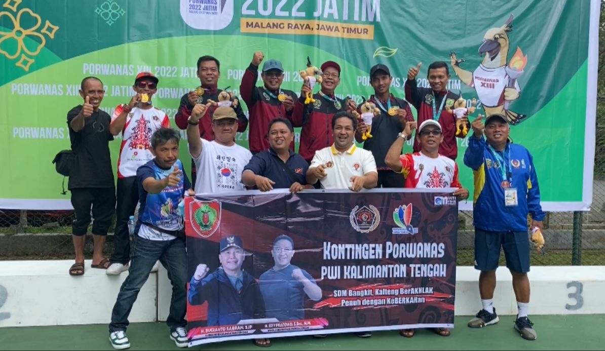 Dua Emas Pertama Tim Kalteng dari Cabang Tennis Lapangan