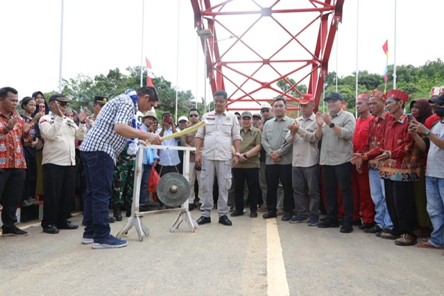 Jembatan Manjul Resmi Operasional, Gubernur Kalteng Harapkan Jadi Pemantik Tumbuhnya Perekonomian