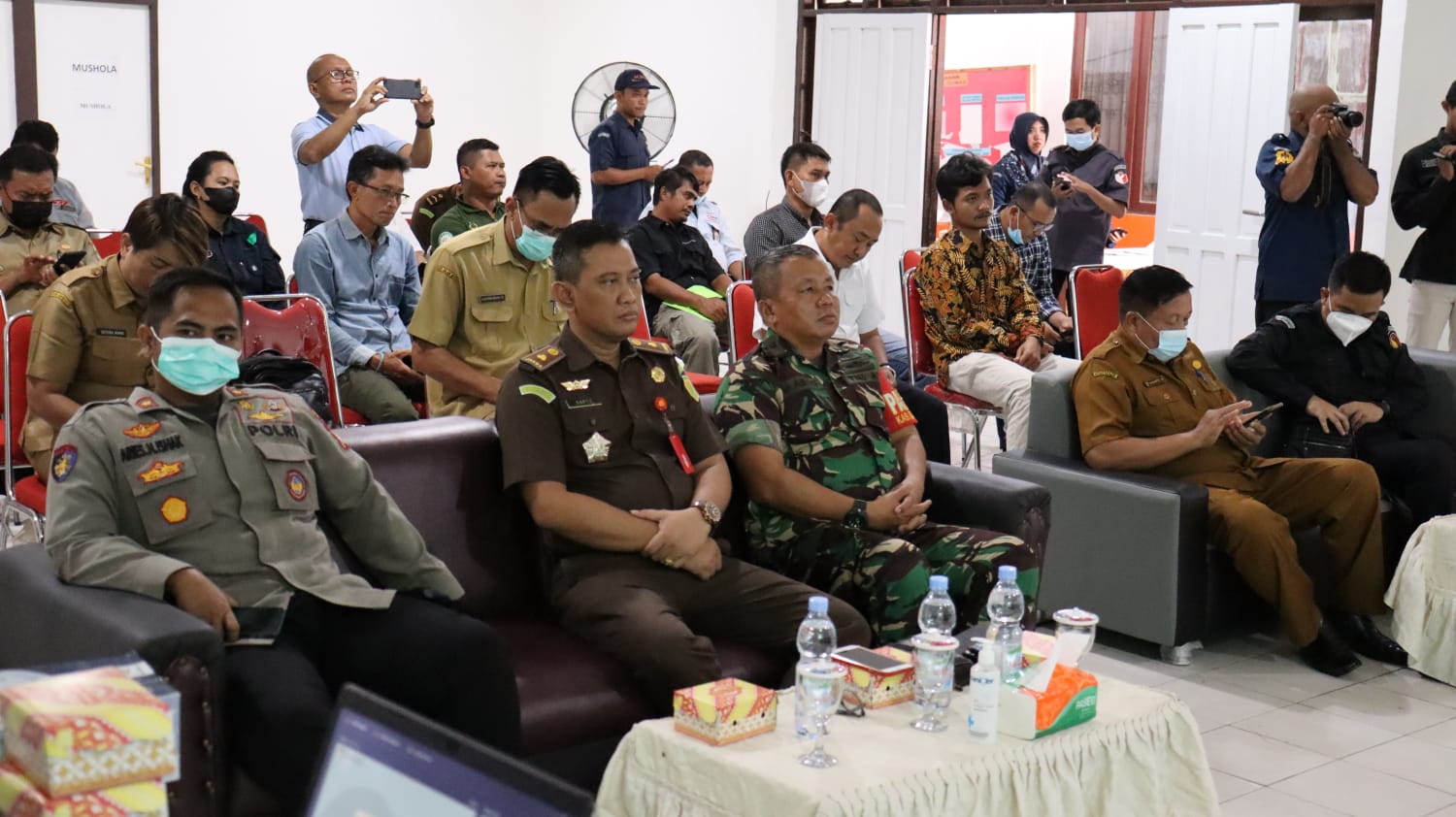Asisten PemKesra Setda Gumas Lurand : PBS Wajib Sampaikan Data Karyawannya pada KPU