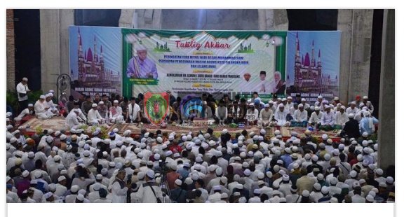 Warga Padati Tabligh Akbar Guru Danau