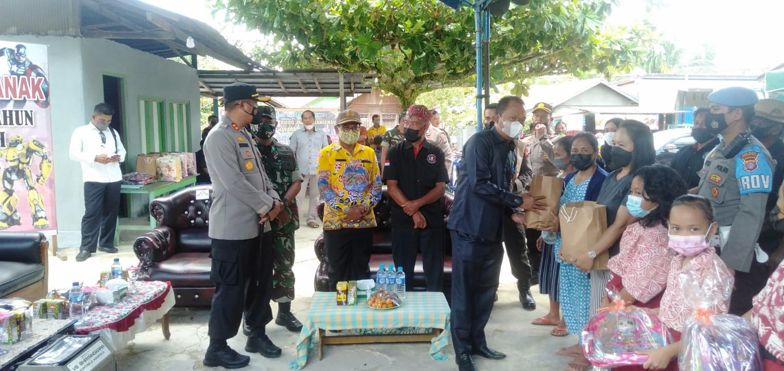 Kapolda Kalteng Tinjau Vaksinasi Massal di Tewah