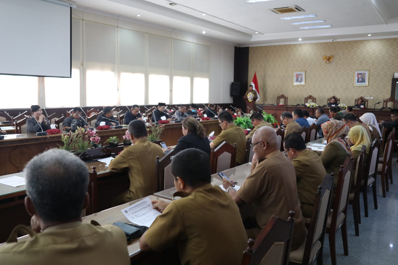 Wagub Edy Pratowo Sampaikan LKPj Gubernur Akhir TA. 2023