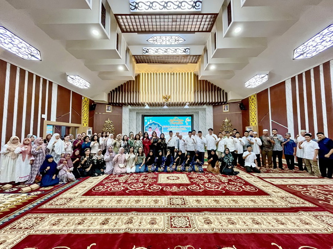 Keluarga Besar BAPPERIDA Prov. Kalteng Gelar Buka Puasa Bersama, Perkuat Kebersamaan dan Kepedulian Sosial
