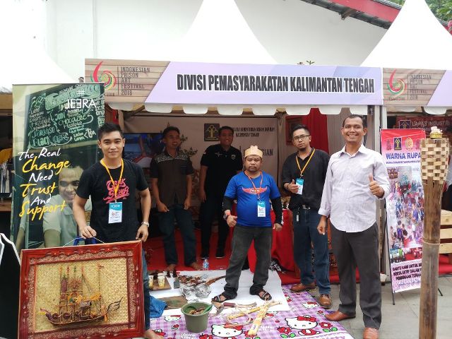 Tampil Ditaman Ismail Marzuki Divisi Pemasyarakatan Kalteng Wakili Pulau Kalimantan Dalam Indonesian Prisons Art Festival