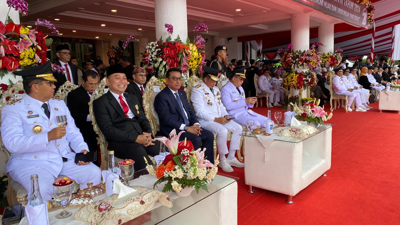 Plh Asisten Pemkesra Herson B Aden Hadiri Puncak Peringatan Hari Otonomi Daerah XXVIII 