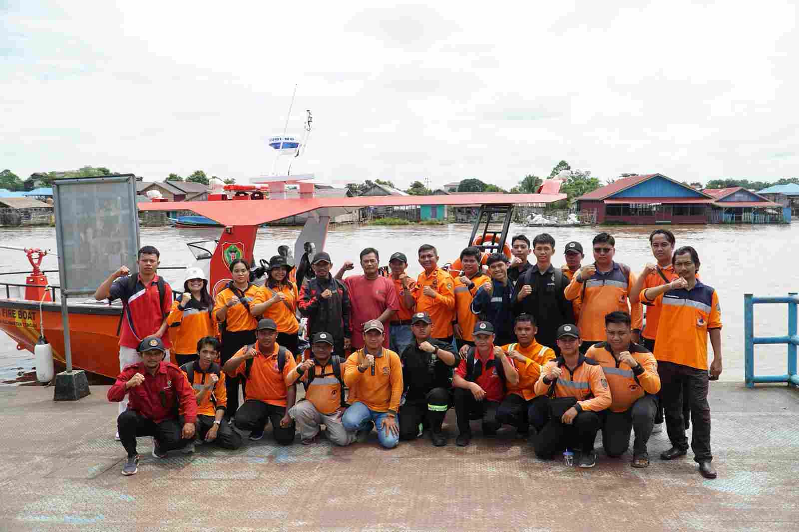 BPBD Prov. Kalteng Gelar Pelatihan Penggunaan Rescue dan Fire Boat