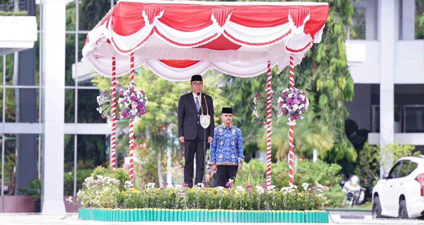 Semangat Otonomi Daerah, BPSDM Kalteng Hadiri Apel di Halaman Kantor Gubernur
