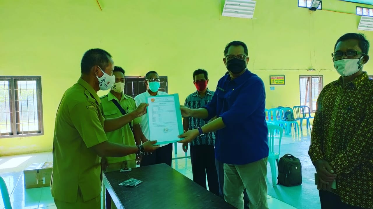 Tingkatkan Pengawasan Sumberdaya Perikanan dan Laut, Pemdes Teluk Bogam Serahkan Hibah Tanah Untuk Bangun Pos Jaga