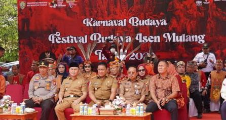 Dislutkan Prov. Kalteng Tampilkan Ikan Jelawat Pada Karnaval Budaya FBIM Tahun 2023