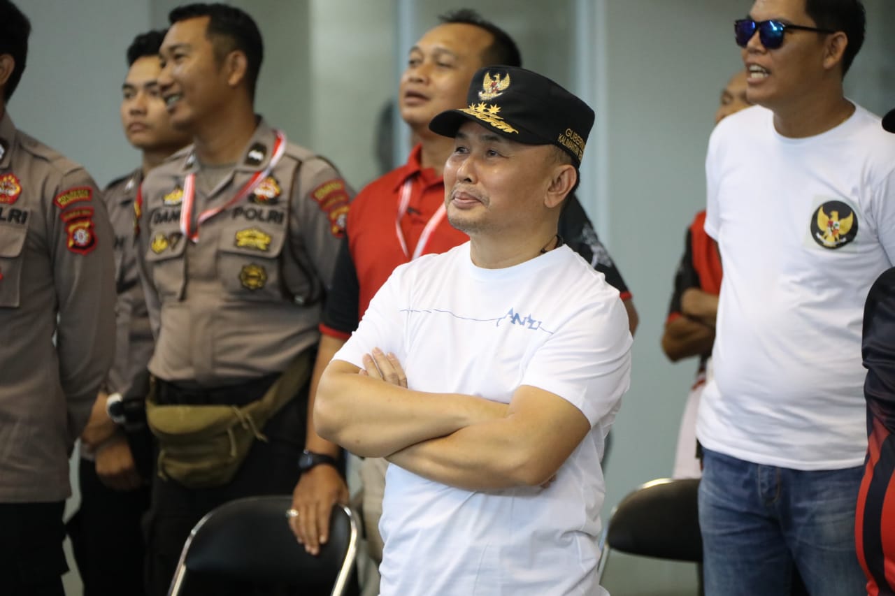 Gubernur Kalteng Sugianto Sabran Saksikan Babak Grand Final Putri, Kejurnas Bola Voli Merebut Juara 3