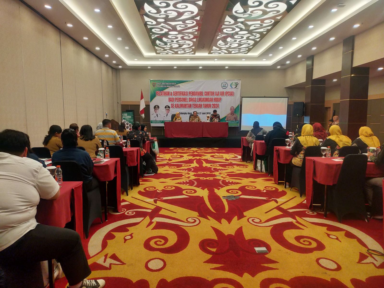 DLH Prov. Kalteng Adakan Pelatihan dan Sertifikasi PCUA bagi Personel DLH Se-Kalteng