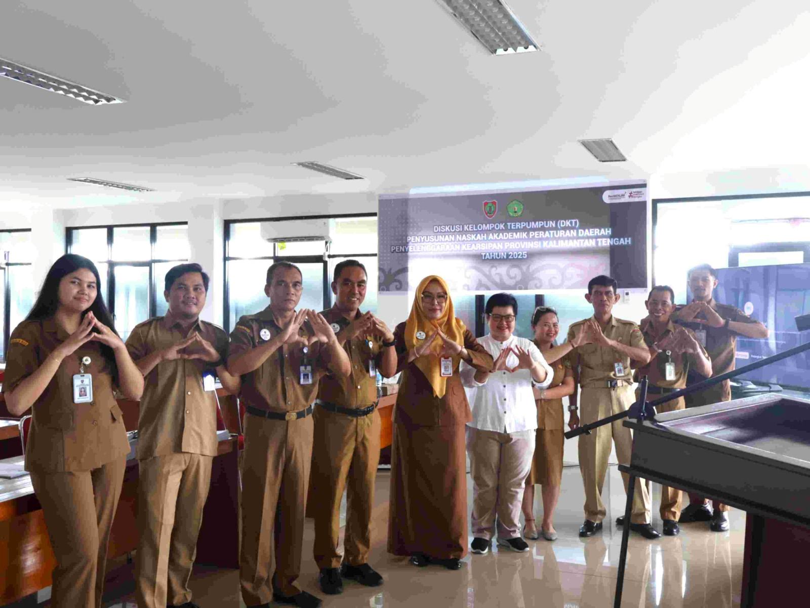 Kuatkan Regulasi, Dispursip Kalteng Gelar FGD Penyusunan Perda Penyelenggaraan Kearsipan