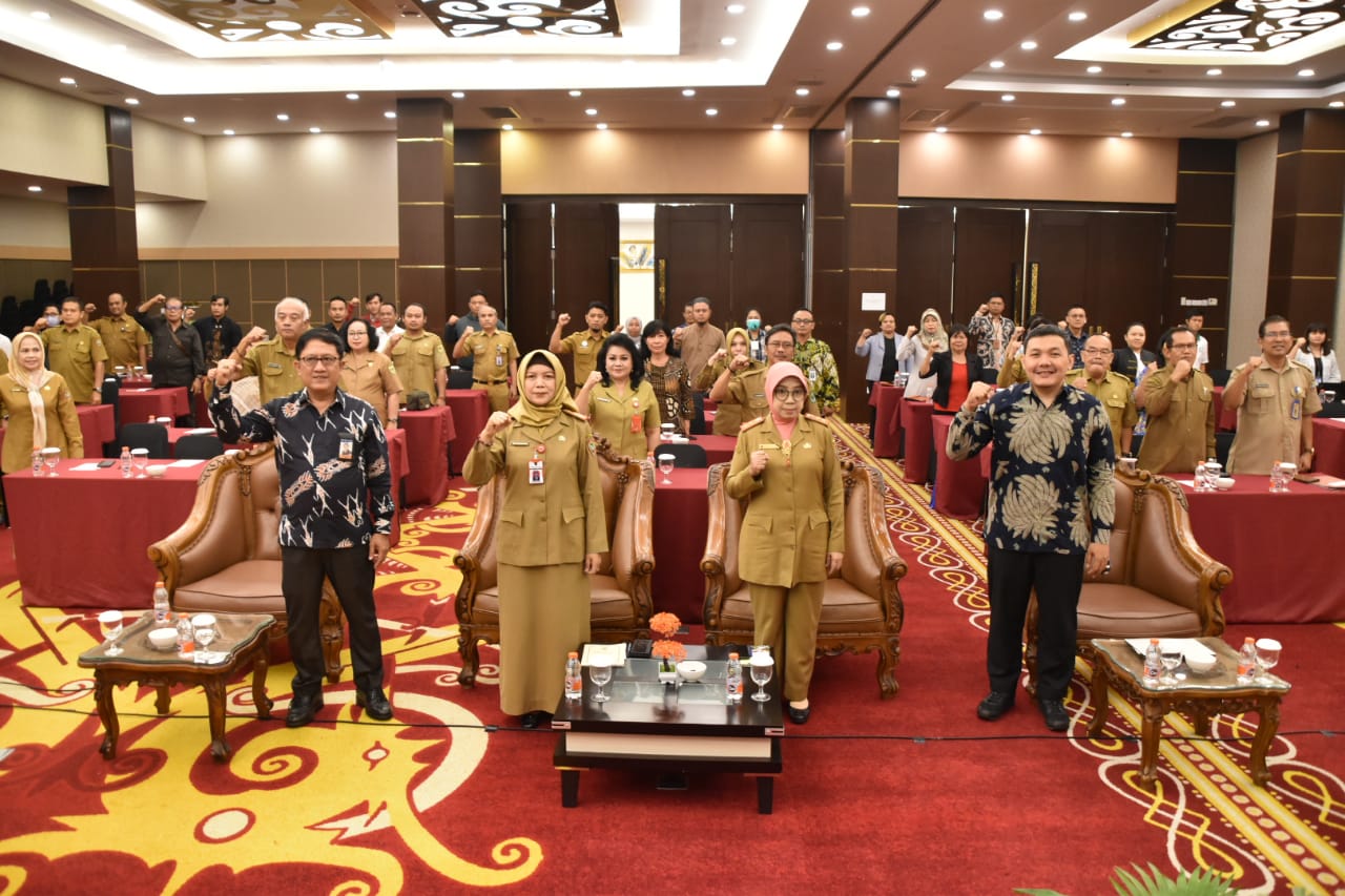 Asisten Ekbang Sri Widanarni : IKM Kalteng Harus Menjadi Pilar Utama Ekonomi Daerah dan Nasional