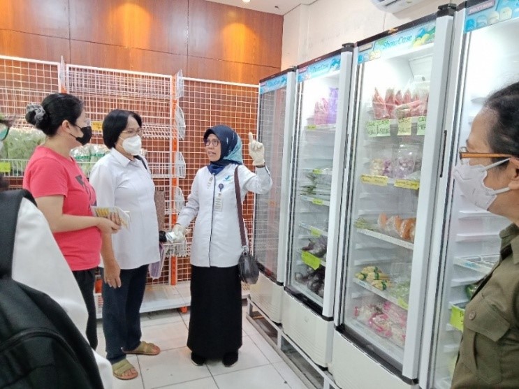 Dinas Ketahanan Pangan Prov. Kalteng Sosialisasi Perizinan Pangan Segar dan Pengawasan Keamanan Pangan