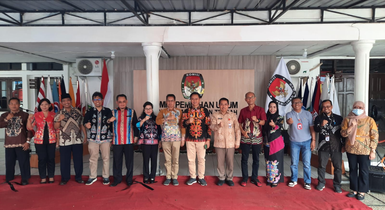 Kaban Kesbangpol Prov. Kalteng Ikuti Coffee Morning KPU Prov. Kalteng
