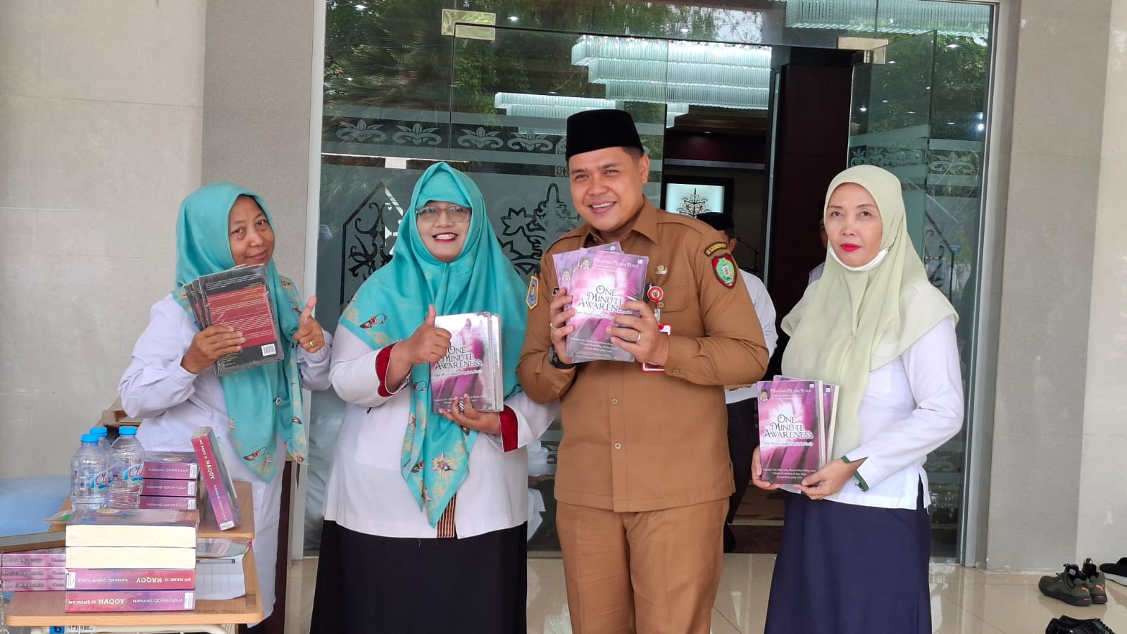 Mewakili Gubernur, Kadisdik Kalteng Sapa Murid Madrasah: Jadilah Generasi Cerdas, Berkarakter dan Berakhlak
